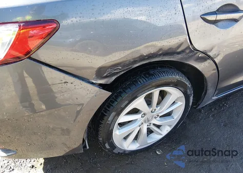 2017 Acura Ilx Premium Package/Technology Plus Package z USA, uszkodzony, nr VIN 19UDE2F77HA006887